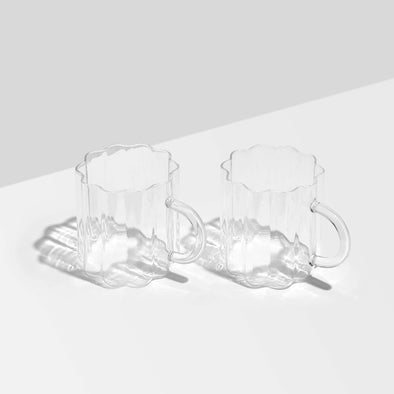 Wave mugs in clear