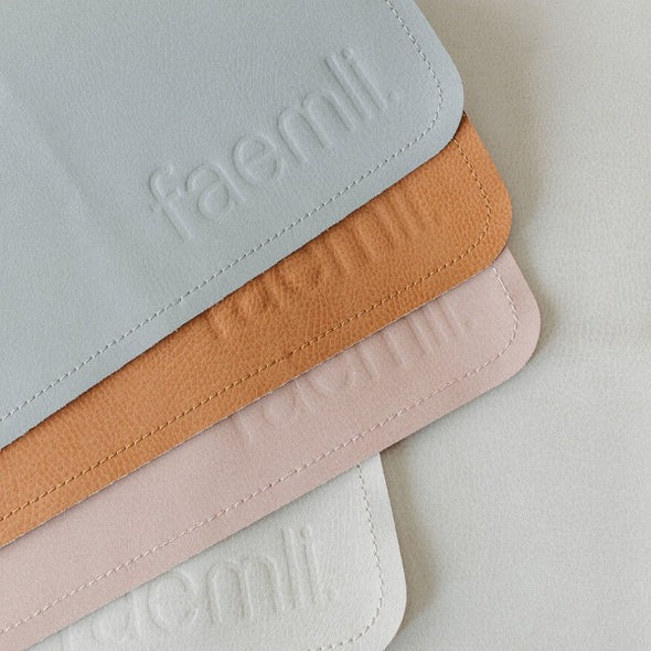 Faemli leather mat colours