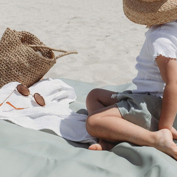 Faemli MAXI mat at the beach